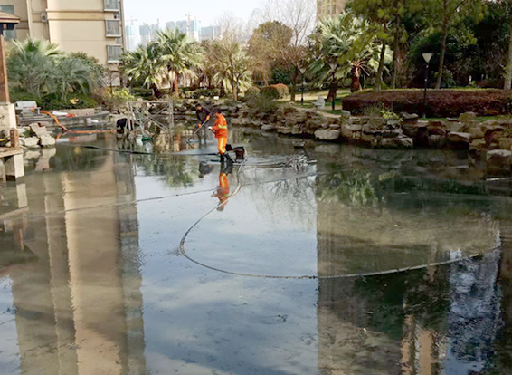 长岛景观池淤泥清理